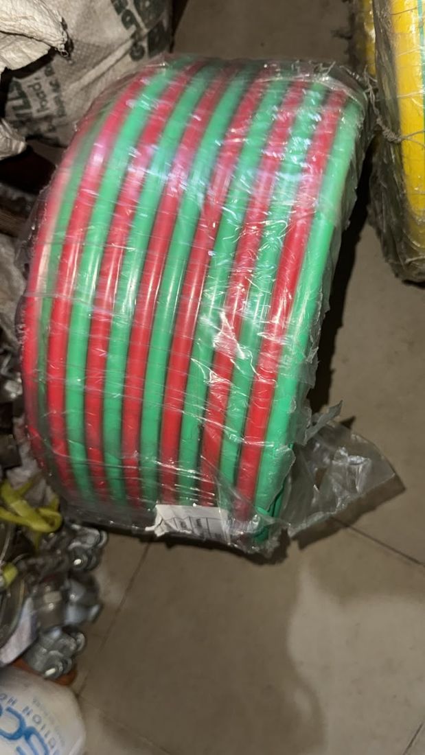 Twins Hose